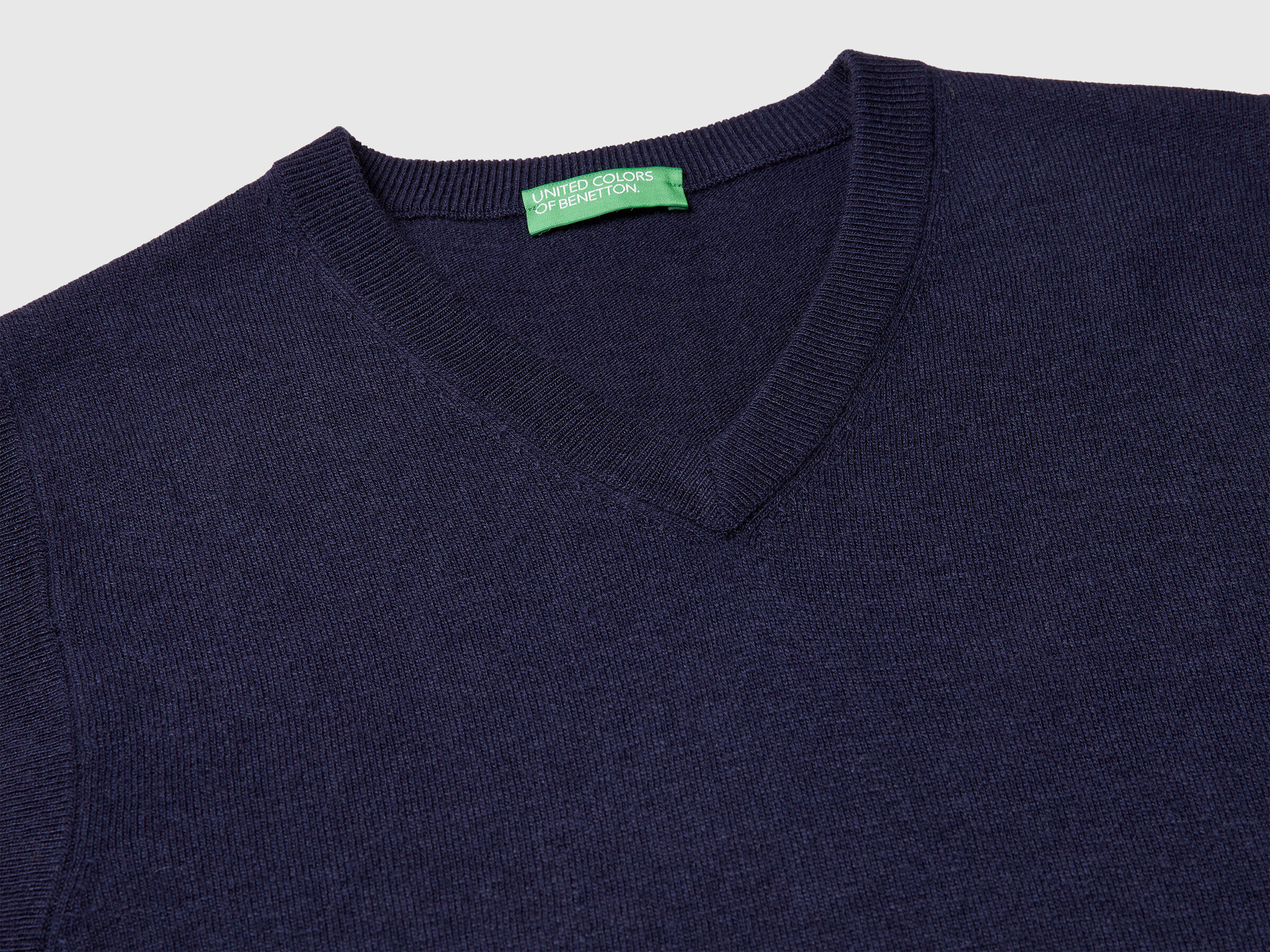 S/L V NECK SWEATER Men image number 6